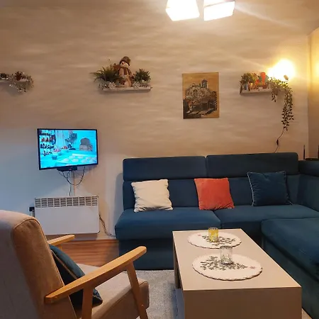 1 Zlaja Apartment