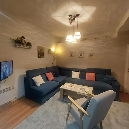 1 Zlaja Apartment *