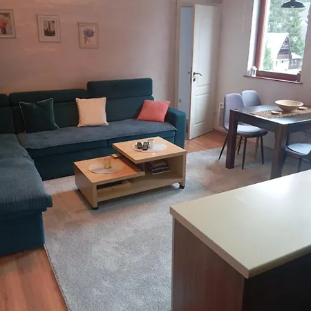 1 Zlaja Apartment *
